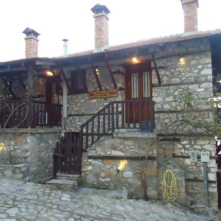Traditional Guesthouse Archontoula パライオス・パンテレイモン エクステリア 写真